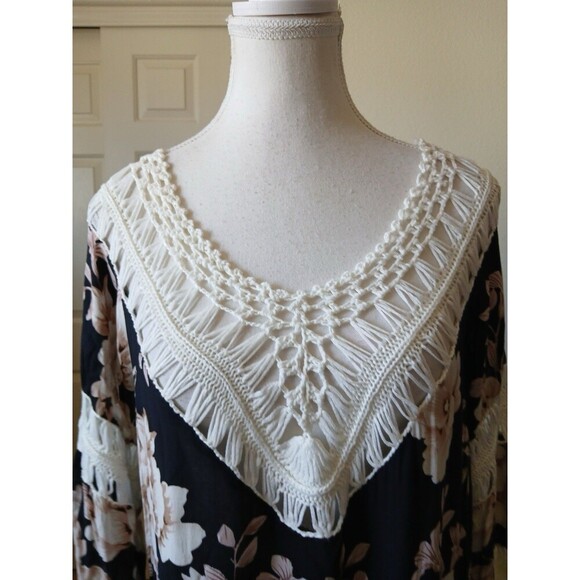 Crochet Fringe V Neck M short Sleeve Peasant Top Floral Tassels Lace Bohemian - Picture 6 of 14